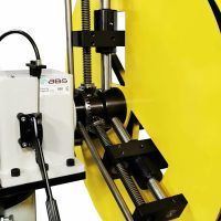 Spreizung-mit-Handbremshebel-scaled