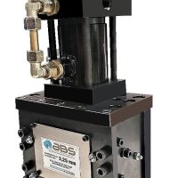 Schere-mit-lfnhrung-2