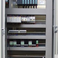 Schaltschrank-innen-rechts